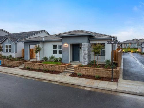 331 Peters Rd S, Madera, CA, 93636-9120 | Card Image