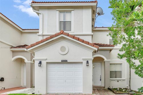10934-10934 Sw 247th Ter, Homestead, FL, 33032-4694 | Card Image