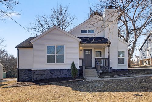 521 New Castle Ln, Hermitage, TN, 37076-3110 | Card Image