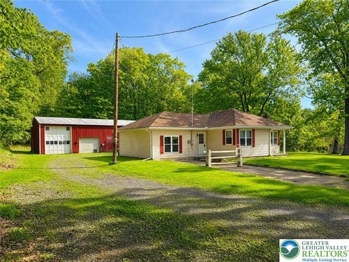 4995 Mountain Rd, Slatington, PA, 18080-4337 | Card Image