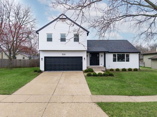 530 Cumberland Trl, Elgin, IL, 60123-2670 | Card Image