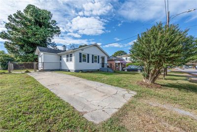 2810 Roanoke Avenue, House other with 3 bedrooms, 1 bathrooms and null parking in Portsmouth VA | Image 2