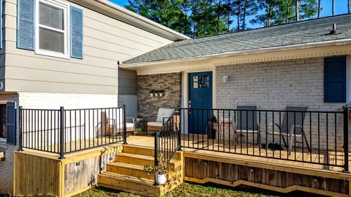 110 Lorraine Ct, Spartanburg, SC, 29307-3118 | Card Image