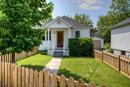 108 Park St, Kingston, ON, K7L1J8 | Card Image