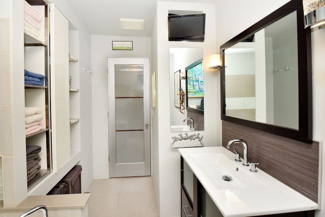 C-2 - 42266 Woodward Ave, Condo with 2 bedrooms, 2 bathrooms and null parking in Bloomfield Hills MI | Image 18