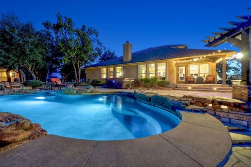 161 Milestone Rd, Liberty Hill, TX, 78642-4409 | Card Image