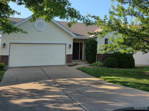 429 Briarchase Pl, Lake St Louis, MO, 63367-6454 | Card Image
