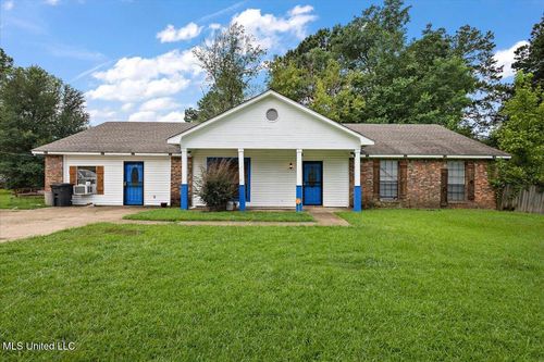 5001 Raintree Dr, Byram, MS, 39272-5757 | Card Image