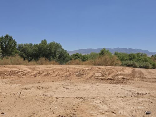 12-330 E 1st South St, Mesquite, NV, 89027-6402 | Card Image