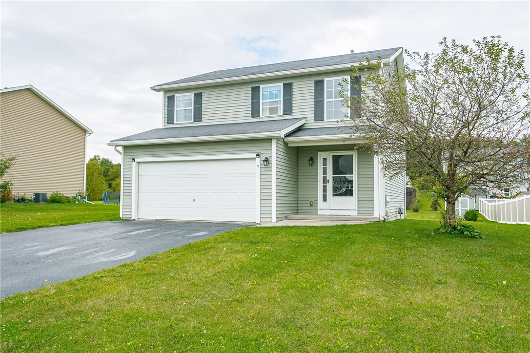 Longton Pl, West Henrietta, NY 14586