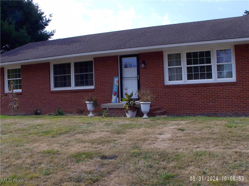 Mar Sue Dr, Zanesville, OH 43701