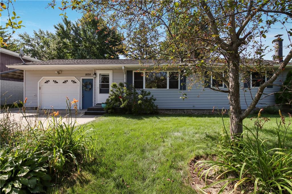 Redwood Dr, Eau Claire, WI 54703