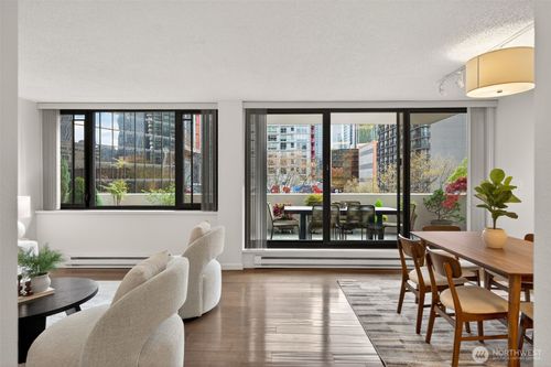 405-2100 3rd Ave, Seattle, WA, 98121-2386 | Card Image