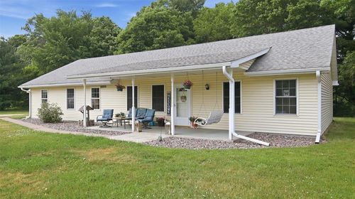 607 River Blvd, Wheeler, WI, 54772-9547 | Card Image