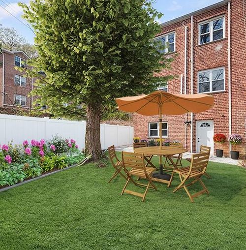 224 W 252nd St, Bronx, NY, 10471-3012 | Card Image