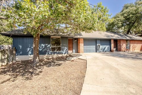 b-3609 Summit Bnd, Austin, TX, 78759-8945 | Card Image