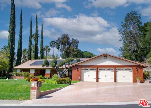 15845 Condor Ridge Rd, Canyon Country, CA, 91387-3987 | Card Image