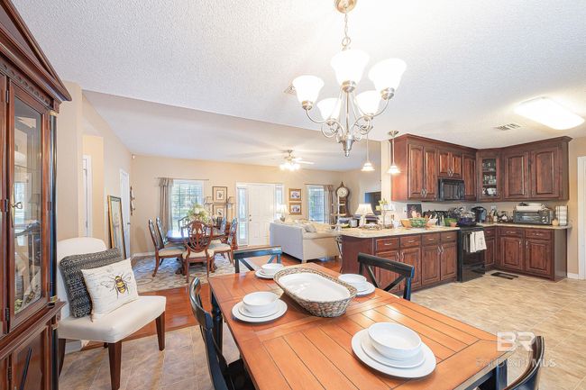 Dining Area | Image 21