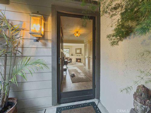 1 Palos, Irvine, CA, 92612-4672 | Card Image