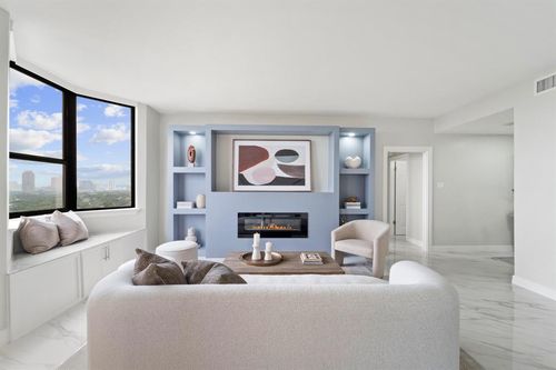unit-303-651 Bering Dr, Houston, TX, 77057-2100 | Card Image