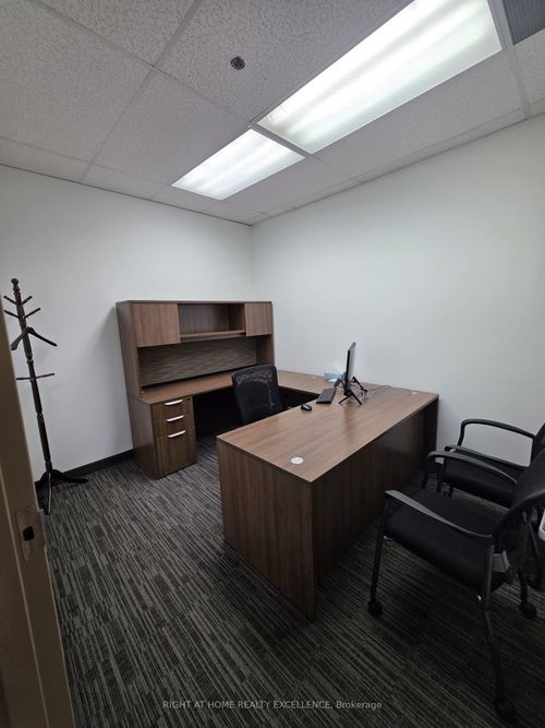 201-7045 Edwards Blvd, Mississauga, ON, L5S1X2 | Card Image