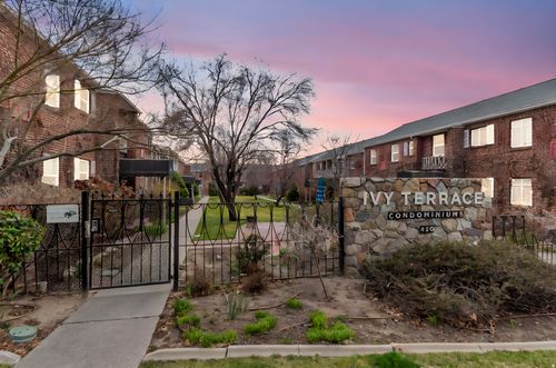 apt-14-450 E 100 S, Salt Lake City, UT, 84111-1806 | Card Image