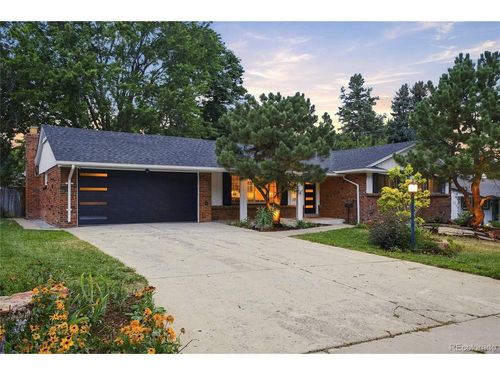 3851 S Hillcrest Dr, Denver, CO, 80237-1107 | Card Image