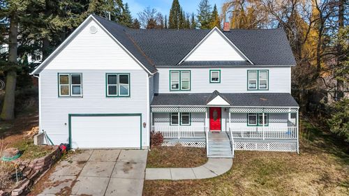 827 Oakland St, Cheney, WA, 99004-2338 | Card Image