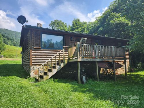 112 Robert Roten Rd, Warrensville, NC, 28693-9264 | Card Image