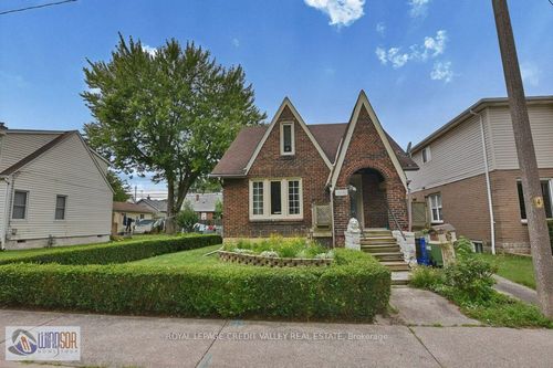 1011 Lena Ave, Windsor, ON, N9C3K3 | Card Image