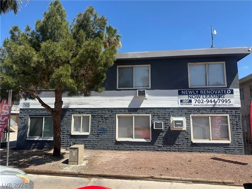1-2105 Sunrise Ave, Las Vegas, NV, 89101-5061 | Card Image