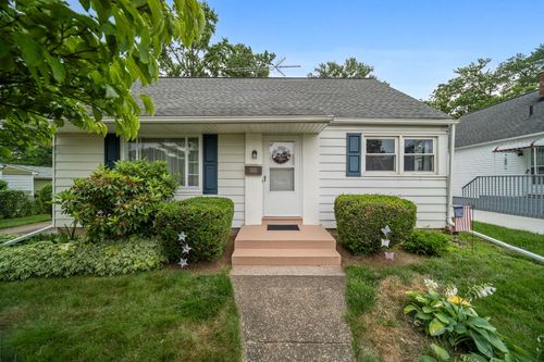3503 Auburn St, Erie, PA, 16508-2219 | Card Image