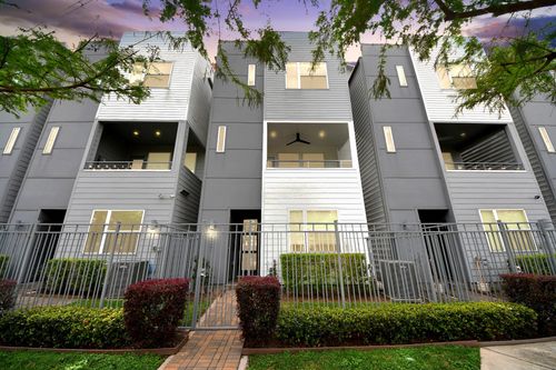 1721 Eado Point Ln, Houston, TX, 77003-1160 | Card Image