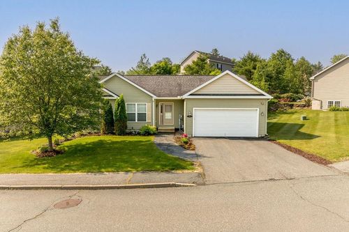 53 Mountain View Dr, Lebanon, NH, 03766-1879 | Card Image