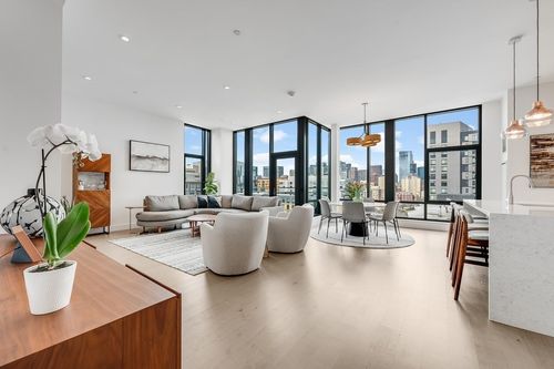 ph802-40 Traveler St, Boston, MA, 02118 | Card Image