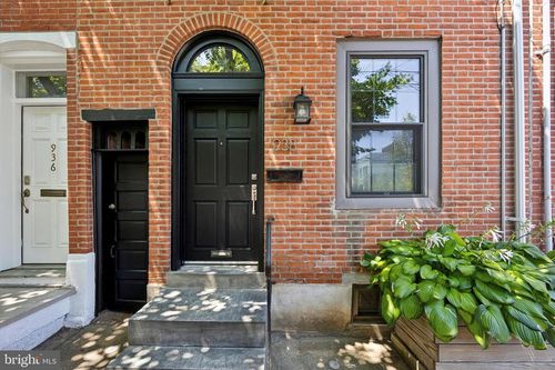 938 N 4th St, PHILADELPHIA, PA, 19123-2218 | Card Image