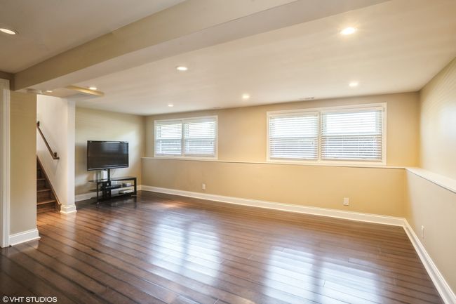 300 Wingate Dr, House other with 3 bedrooms, 2 bathrooms and 1 parking in Schaumburg IL | Image 18