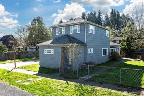 137 Aden St Sw, Castle Rock, WA, 98611-9614 | Card Image