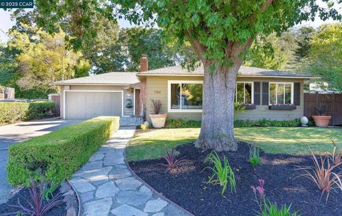 1760 Magnolia Way, Walnut Creek, CA, 94595-1426 | Card Image