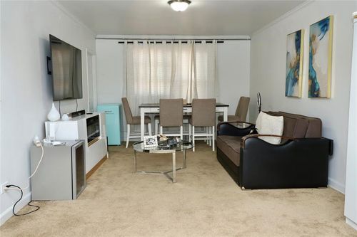 apt-5c-15029 72nd Rd, Flushing, NY, 11367-2138 | Card Image