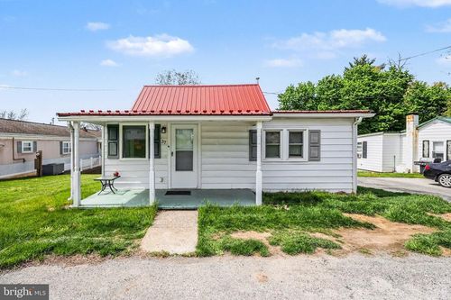 37 Mountain St, MOUNT HOLLY SPRINGS, PA, 17065-1408 | Card Image