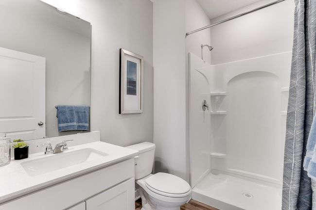 Main-level 3/4 bath | Image 18