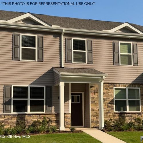 1042 Bayard Wootten Way, New Bern, NC, 28562-1312 | Card Image