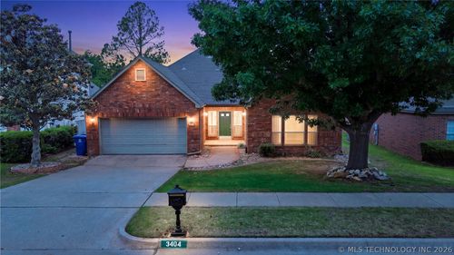 3404 Battle Creek Dr, Broken Arrow, OK, 74012-0721 | Card Image