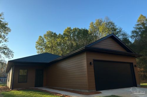 6793 Twister Ln, Milton, FL, 32583-6746 | Card Image