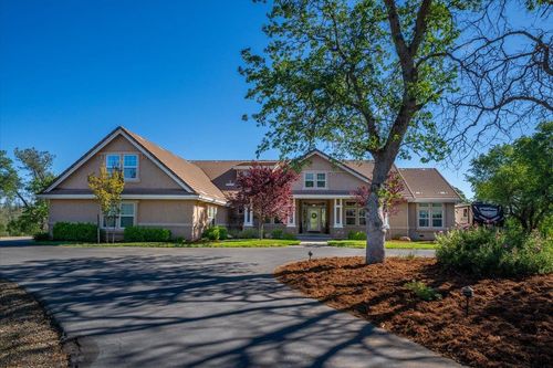 16280 Canto De Las Lupine Dr, Redding, CA, 96001-4399 | Card Image