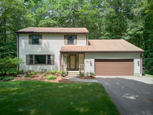 16 Eagle Ridge Dr, Gales Ferry, CT, 06335-1904 | Card Image