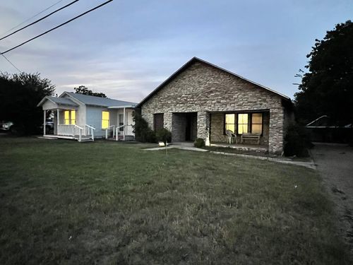 310 W Avenue A, Copperas Cove, TX, 76522-1614 | Card Image