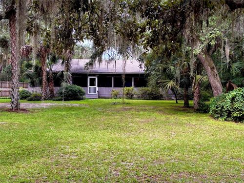 9926 Holden Park Rd, Hawthorne, FL, 32640-7631 | Card Image