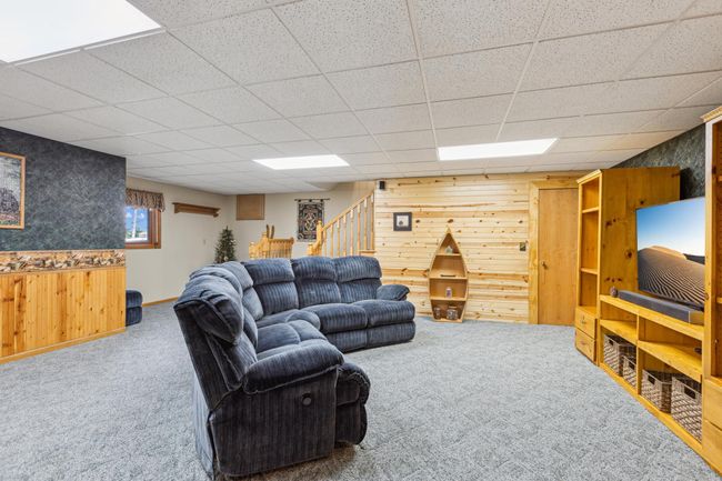 There is also a large walk in closet and a flex room (not pictured) | Image 24